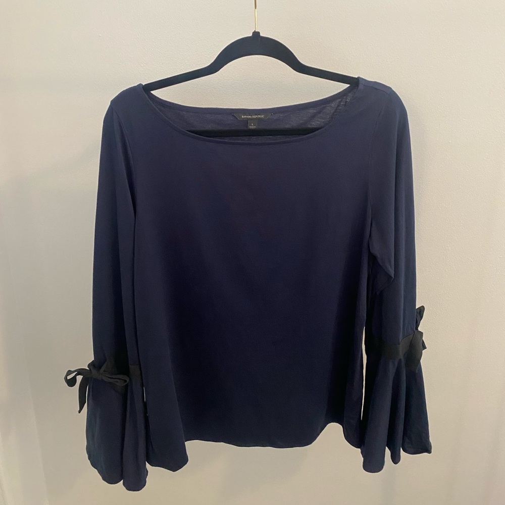 Banana Republic Flutter Sleeve Top